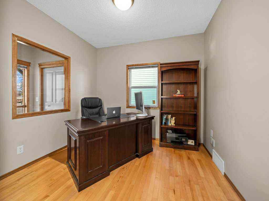 MLS® A2267971 - 108 Pantego Rise NW in Panorama Hills Calgary, Residential