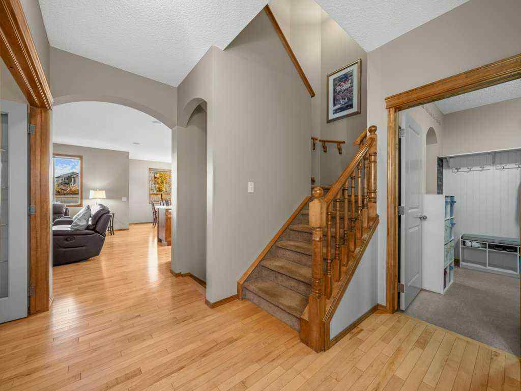 MLS® A2267971 - 108 Pantego Rise NW in Panorama Hills Calgary, Residential