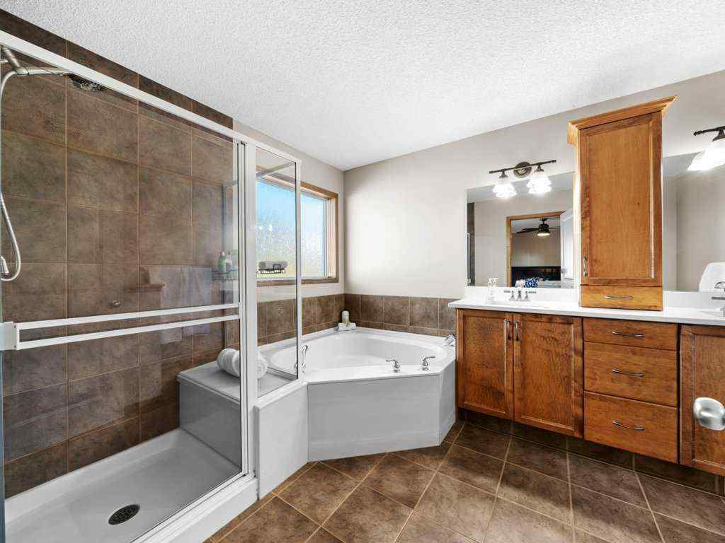 MLS® A2267971 - 108 Pantego Rise NW in Panorama Hills Calgary, Residential
