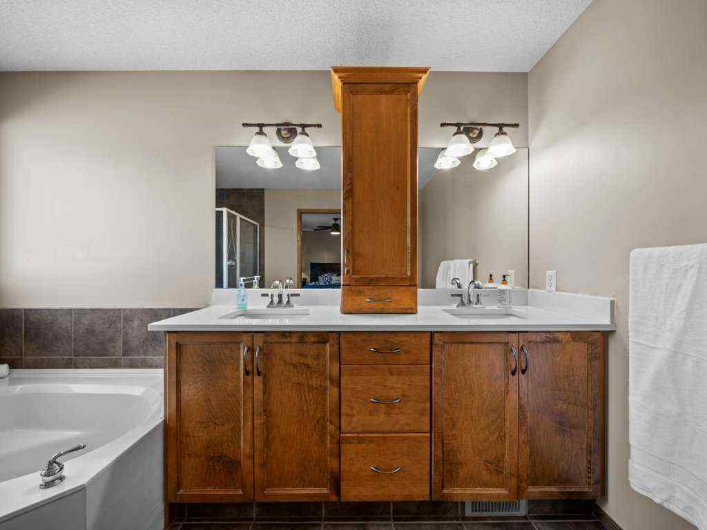 MLS® A2267971 - 108 Pantego Rise NW in Panorama Hills Calgary, Residential