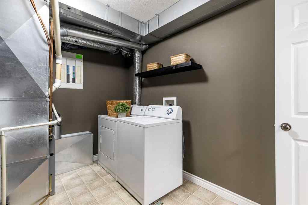 MLS&reg; # A2267973 - Unit #6 81 Sunrise Way SW in SW Southridge Medicine Hat, Residential Open Houses