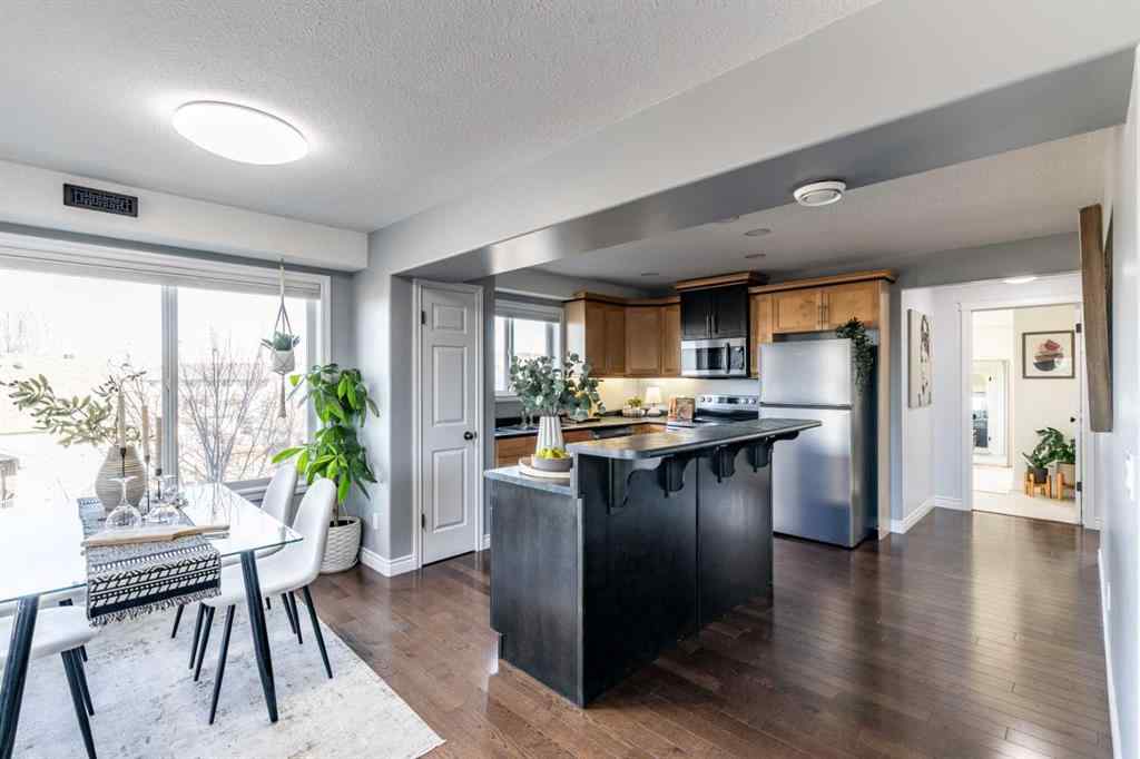 MLS&reg; # A2267973 - Unit #6 81 Sunrise Way SW in SW Southridge Medicine Hat, Residential Open Houses