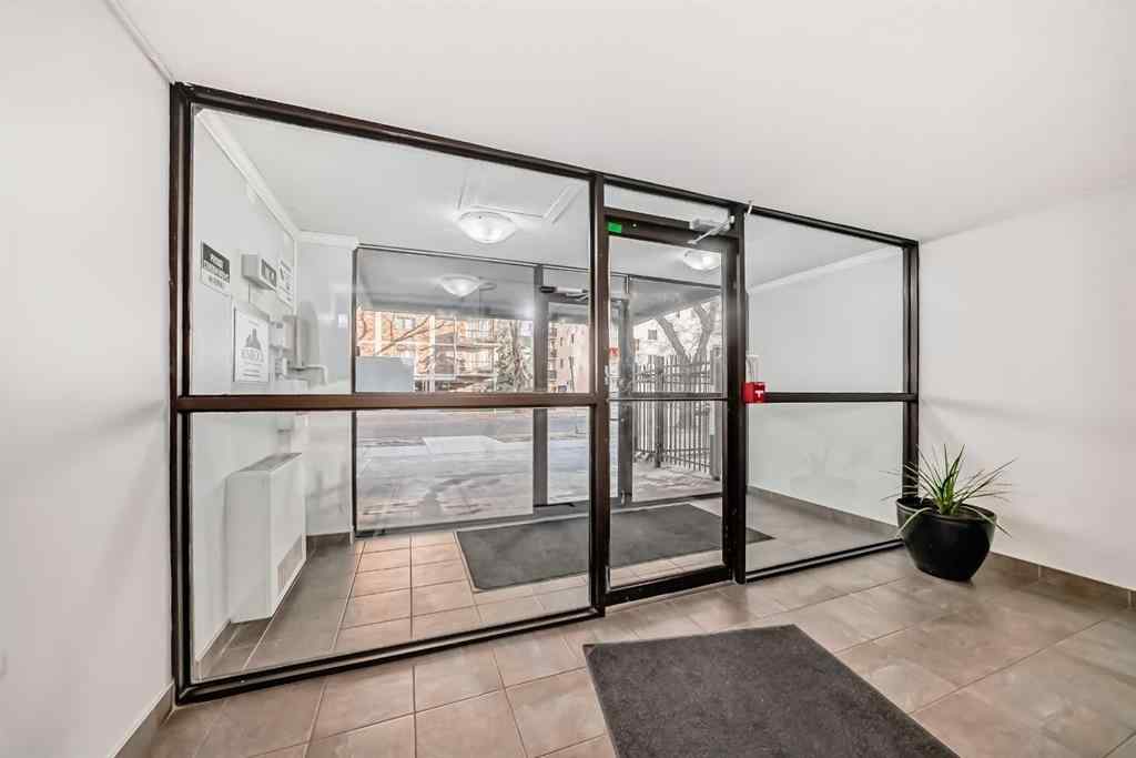 MLS® A2267974 - Unit #205 1213 13 Avenue SW in Beltline Calgary, Residential