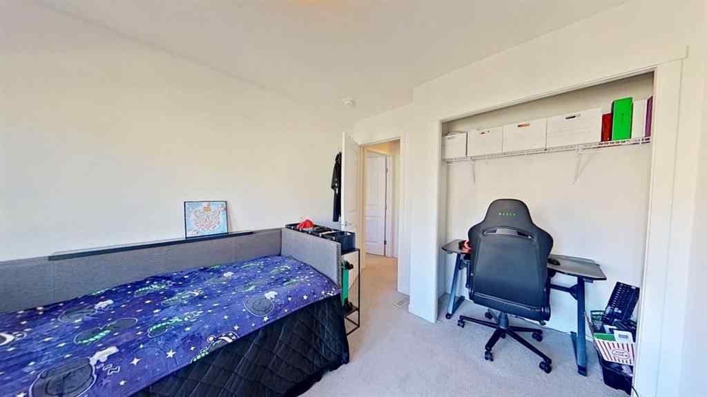 MLS® A2267975 - 132 Legacy Point SE in Legacy Calgary, Residential