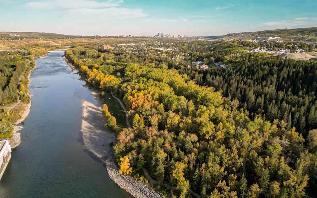 MLS® A2267976 - 147 Greenwich Drive NW in Greenwood/Greenbriar Calgary, Residential