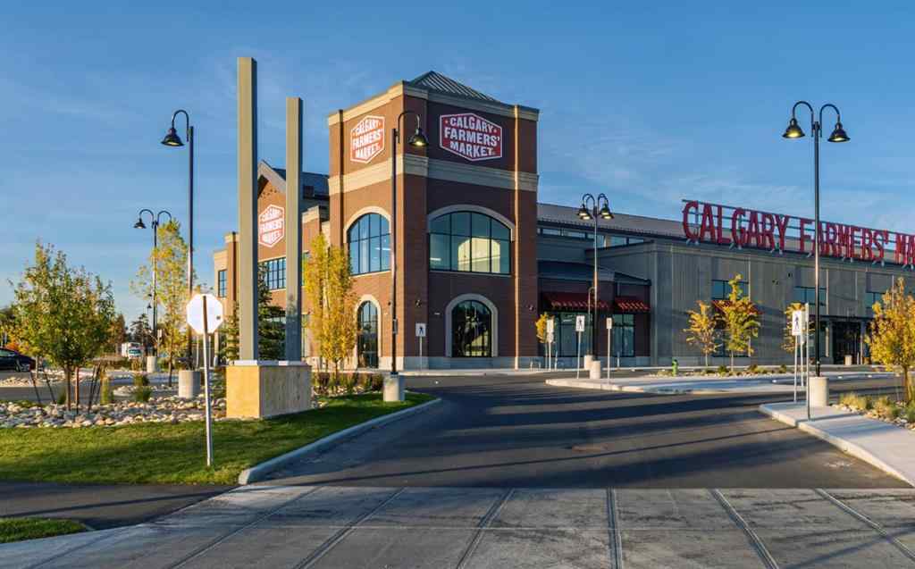 MLS® A2267976 - 147 Greenwich Drive NW in Greenwood/Greenbriar Calgary, Residential