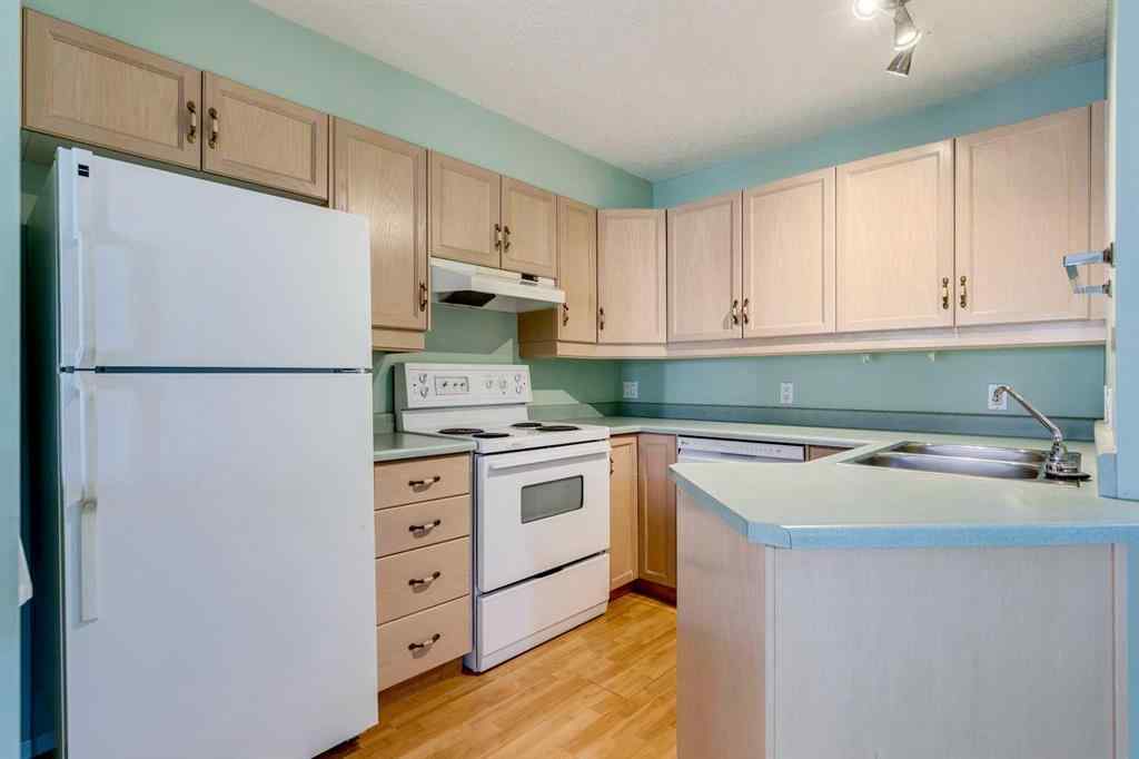 MLS® A2267978 - Unit #1205 1818 Simcoe Boulevard SW in Signal Hill Calgary, Residential