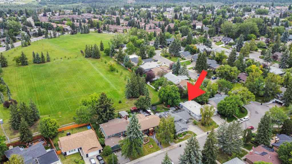 MLS® A2267981 - 823 Cannell Road SW in Canyon Meadows Calgary, Residential