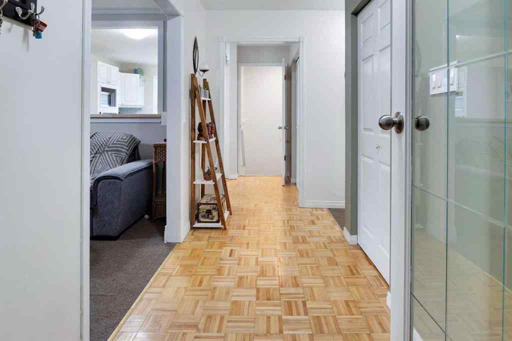 MLS® A2267981 - 823 Cannell Road SW in Canyon Meadows Calgary, Residential