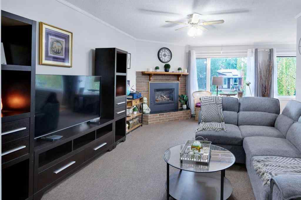 MLS® A2267981 - 823 Cannell Road SW in Canyon Meadows Calgary, Residential