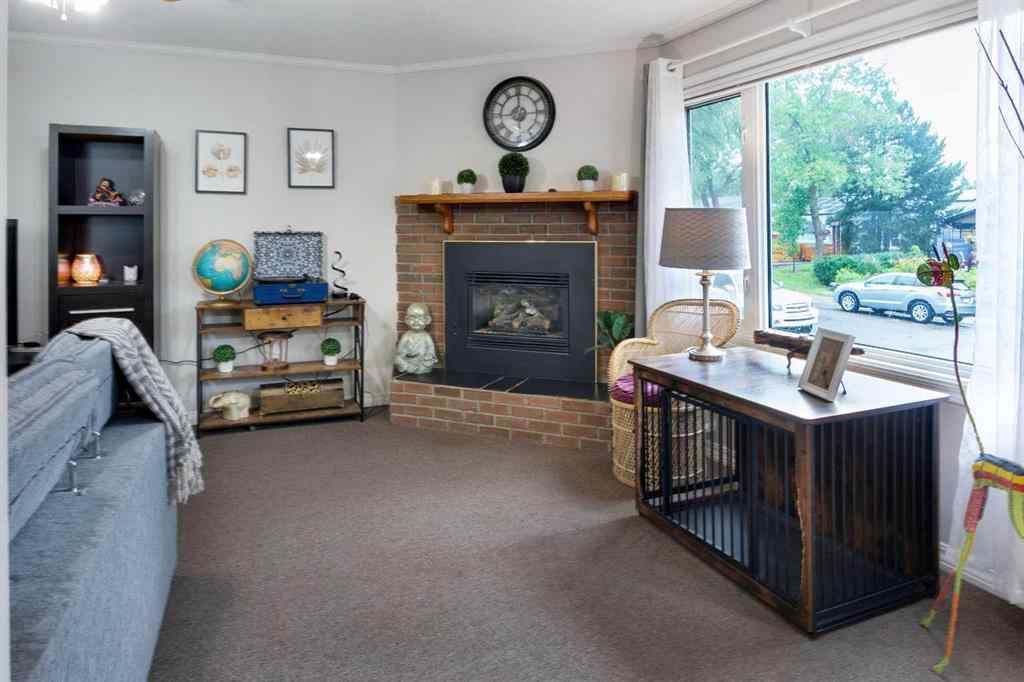 MLS® A2267981 - 823 Cannell Road SW in Canyon Meadows Calgary, Residential