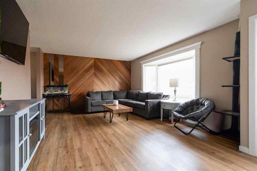 MLS® A2267988 - 138 Greenview Close N in Park Meadows Lethbridge, Residential
