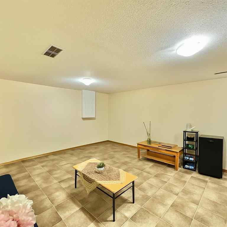 MLS® A2267989 - 9112A 94 Avenue  in Lac La Biche Lac La Biche, Residential