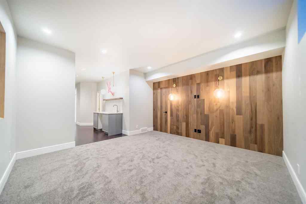 MLS® A2267991 - 3731 43 Street SW in Glenbrook Calgary, Residential