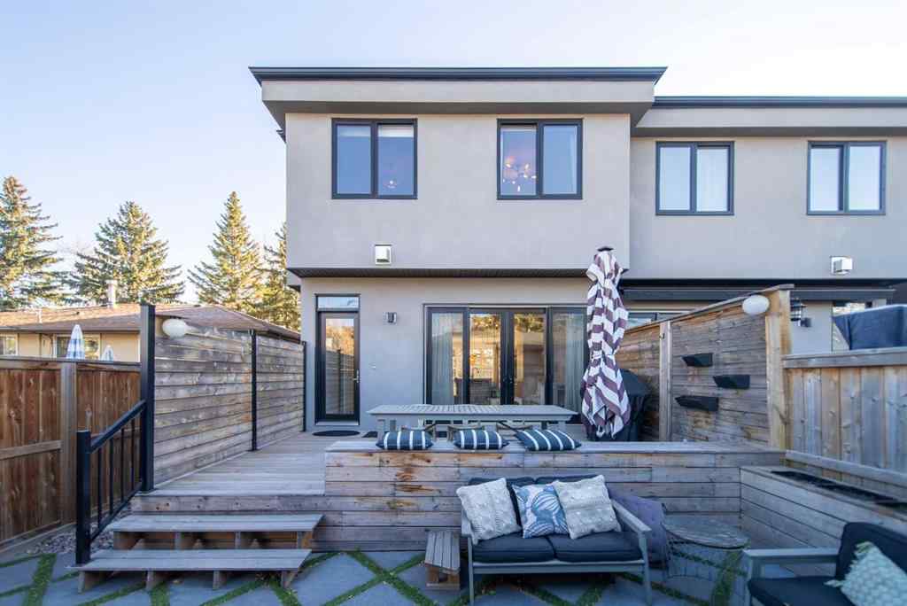 MLS® A2267991 - 3731 43 Street SW in Glenbrook Calgary, Residential