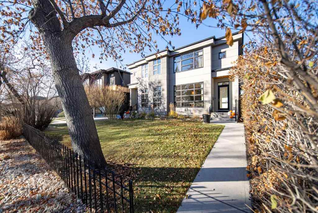 MLS® A2267991 - 3731 43 Street SW in Glenbrook Calgary, Residential
