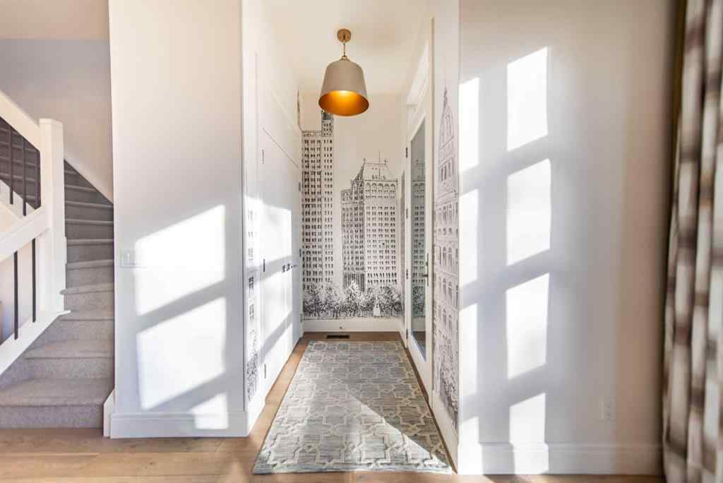 MLS® A2267991 - 3731 43 Street SW in Glenbrook Calgary, Residential