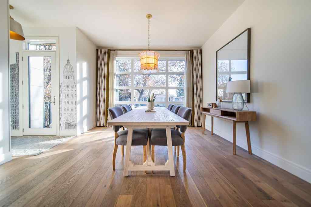 MLS® A2267991 - 3731 43 Street SW in Glenbrook Calgary, Residential