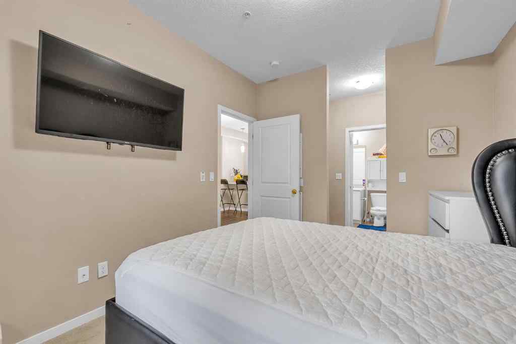 MLS® A2267992 - Unit #104 20 Mahogany Mews SE in Mahogany Calgary, Residential