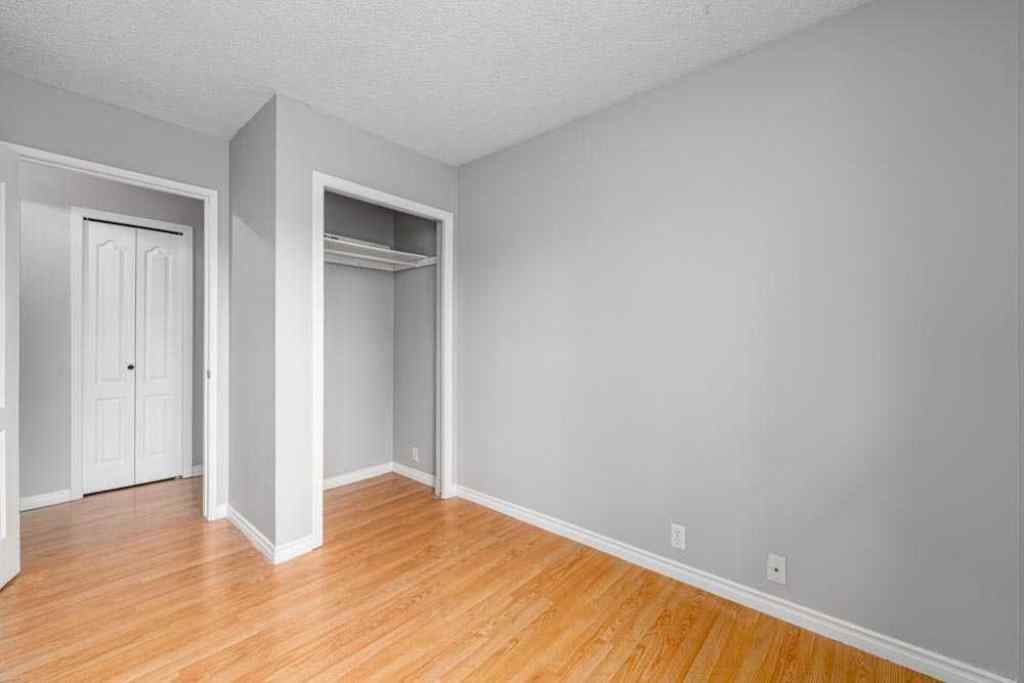 MLS® A2267996 - Unit #4 3200 60 Street NE in Pineridge Calgary, Residential