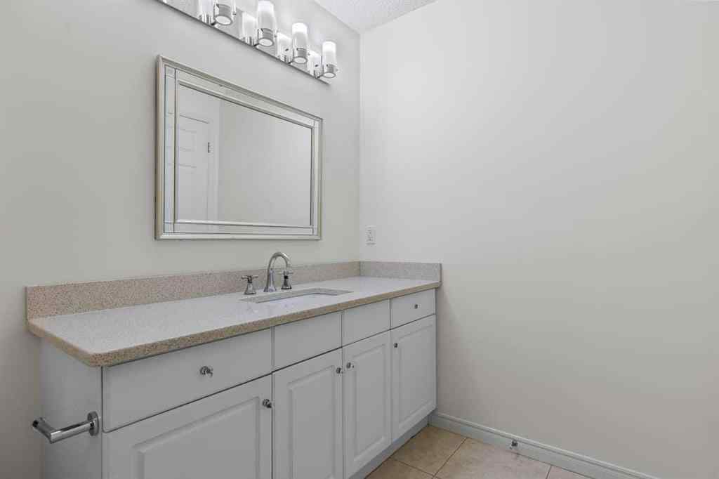 MLS® A2268000 - Unit #206 2144 Paliswood Road SW in Palliser Calgary, Residential