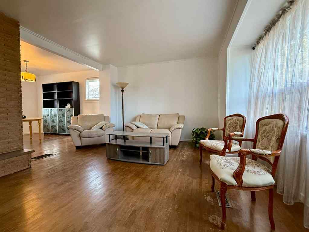 MLS® A2268001 - 5416 56 Street  in Lucas Heights Ponoka, Residential