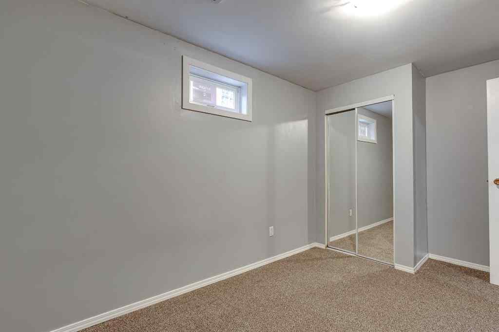 MLS® A2268006 - 3905 54 Avenue  in Southwest Innisfail Innisfail, Residential