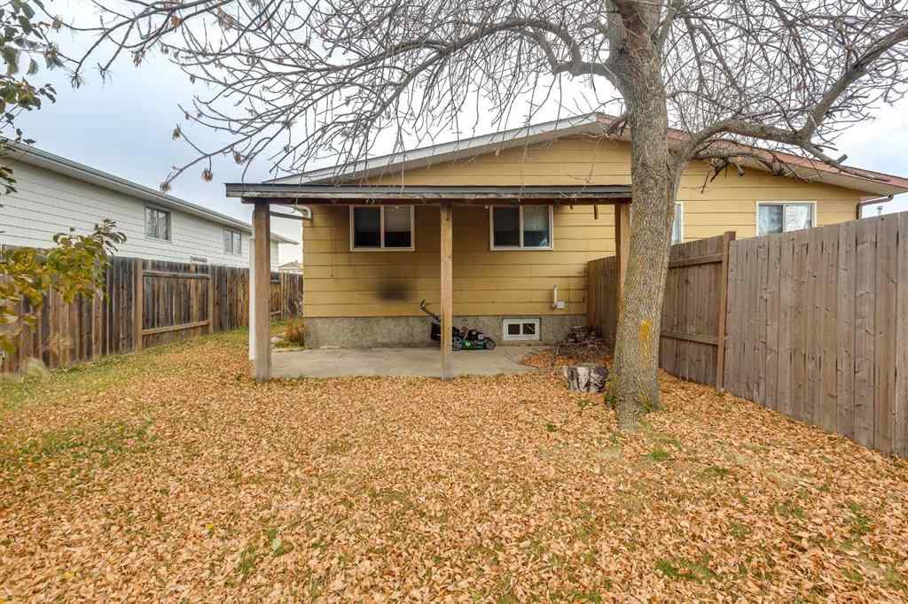 MLS® A2268006 - 3905 54 Avenue  in Southwest Innisfail Innisfail, Residential