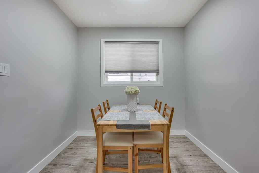 MLS® A2268006 - 3905 54 Avenue  in Southwest Innisfail Innisfail, Residential