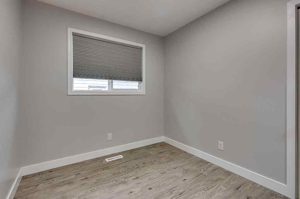 MLS® A2268006 - 3905 54 Avenue  in Southwest Innisfail Innisfail, Residential