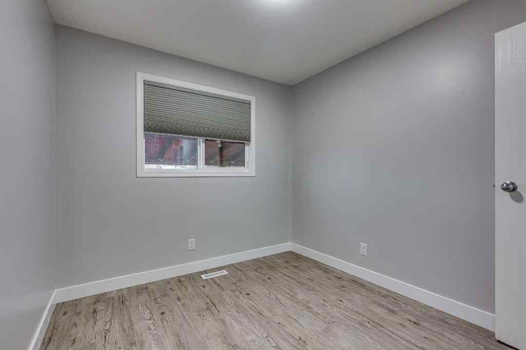 MLS® A2268006 - 3905 54 Avenue  in Southwest Innisfail Innisfail, Residential