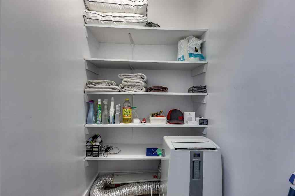 MLS® A2268006 - 3905 54 Avenue  in Southwest Innisfail Innisfail, Residential