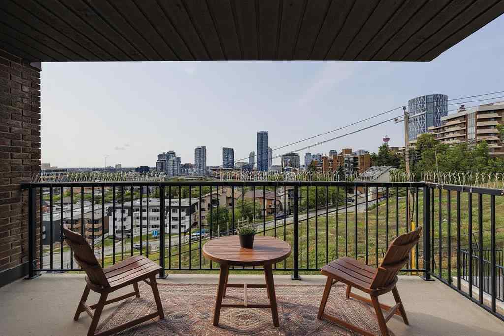 MLS® A2268007 - Unit #303 333 2 Avenue NE in Crescent Heights Calgary, Residential