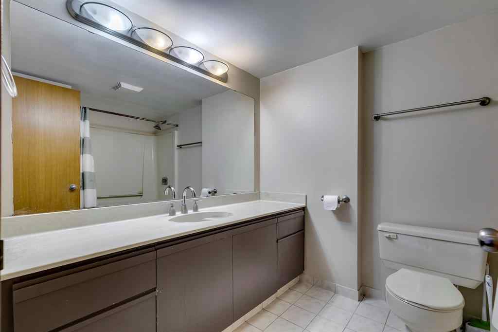 MLS® A2268007 - Unit #303 333 2 Avenue NE in Crescent Heights Calgary, Residential