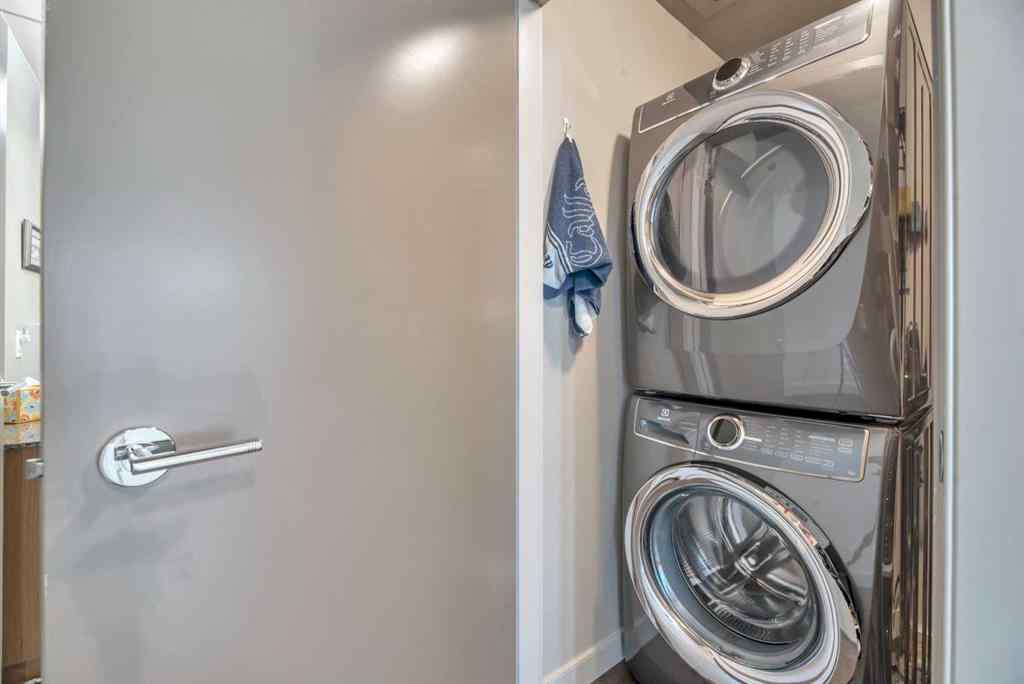 MLS® A2268008 - Unit #2405 220 12 Avenue SE in Beltline Calgary, Residential