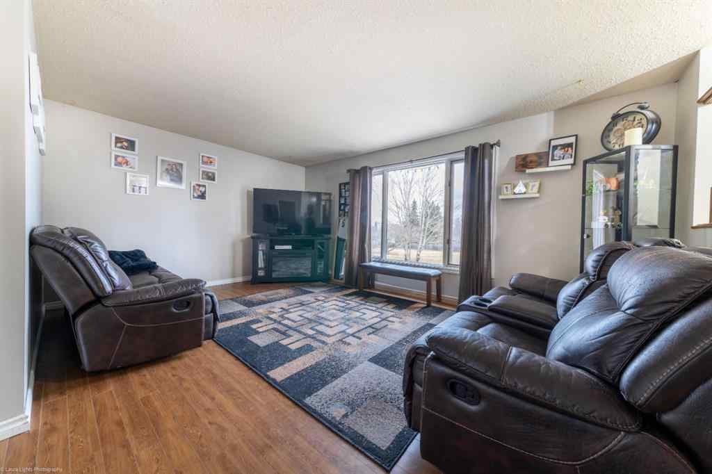 MLS® A2268009 - 127 3rd Street E in NONE St. Walburg, Residential