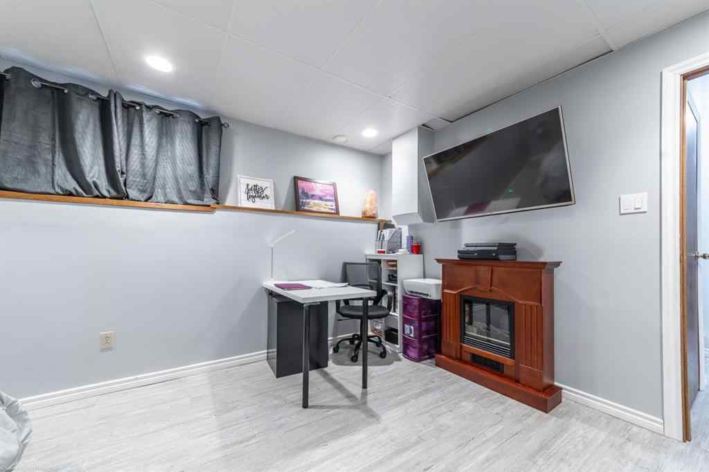 MLS® A2268009 - 127 3rd Street E in NONE St. Walburg, Residential