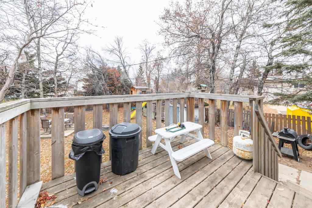 MLS® A2268009 - 127 3rd Street E in NONE St. Walburg, Residential