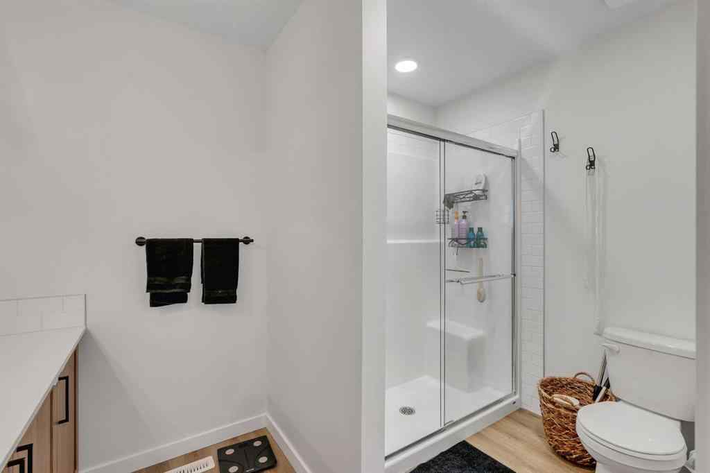 MLS® A2268012 - 78 Mallard Heath SE in Rangeview Calgary, Residential