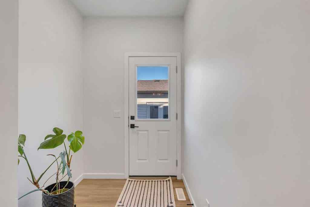 MLS® A2268012 - 78 Mallard Heath SE in Rangeview Calgary, Residential