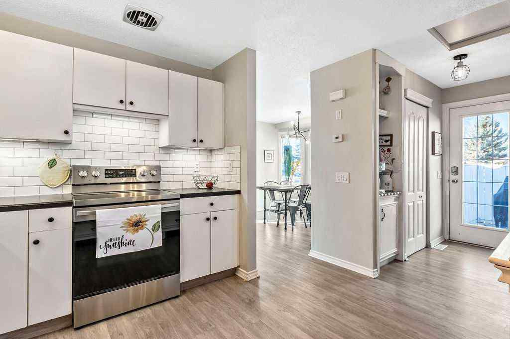 MLS® A2268013 - 106 Woodfield Close SW in Woodbine Calgary, Residential