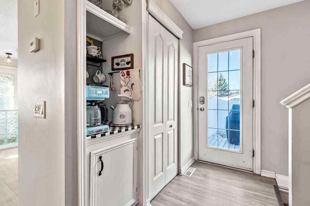 MLS® A2268013 - 106 Woodfield Close SW in Woodbine Calgary, Residential