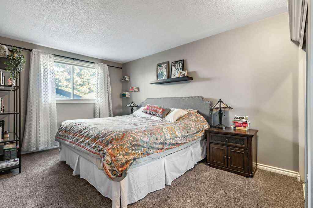 MLS® A2268013 - 106 Woodfield Close SW in Woodbine Calgary, Residential