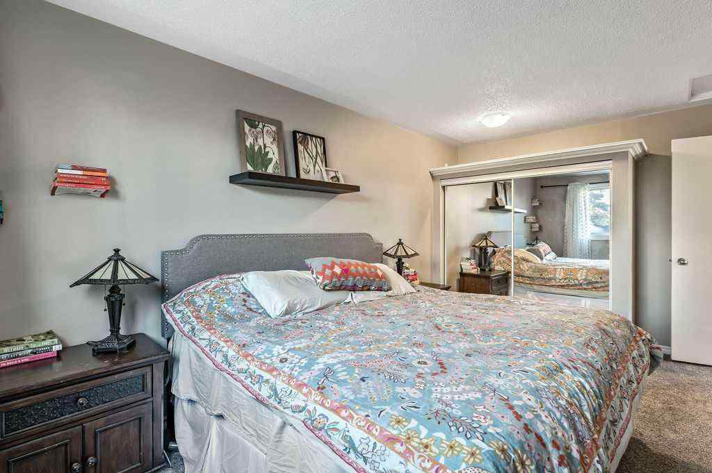 MLS® A2268013 - 106 Woodfield Close SW in Woodbine Calgary, Residential