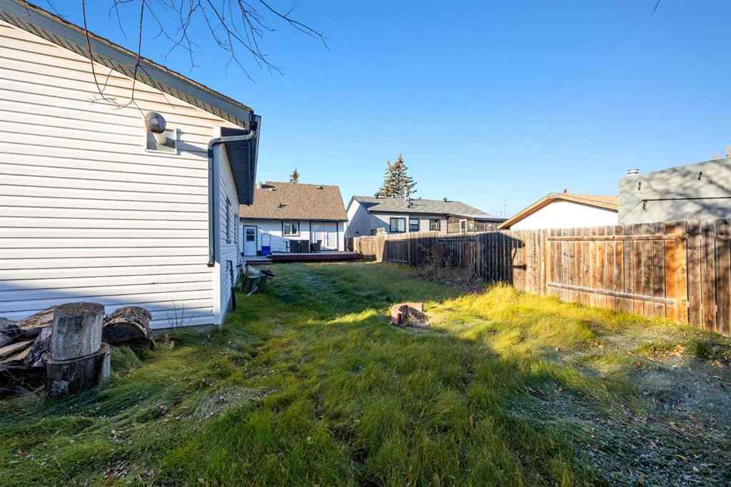 MLS&reg; # A2268019 - 105 Farrell Cove  in Dickinsfield Fort McMurray, Residential Open Houses