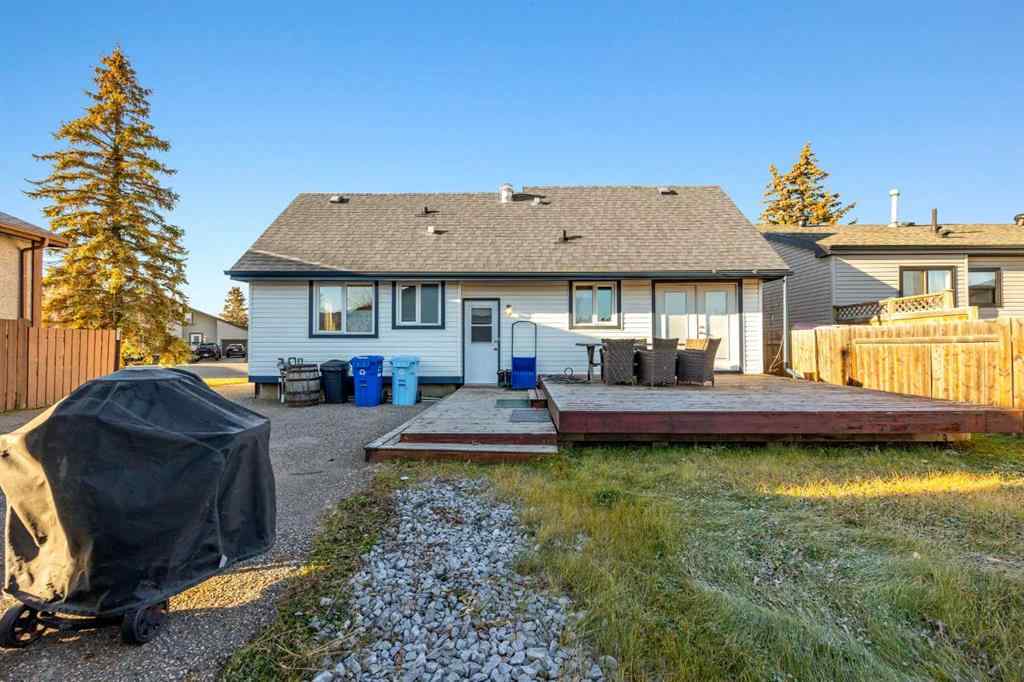 MLS&reg; # A2268019 - 105 Farrell Cove  in Dickinsfield Fort McMurray, Residential Open Houses