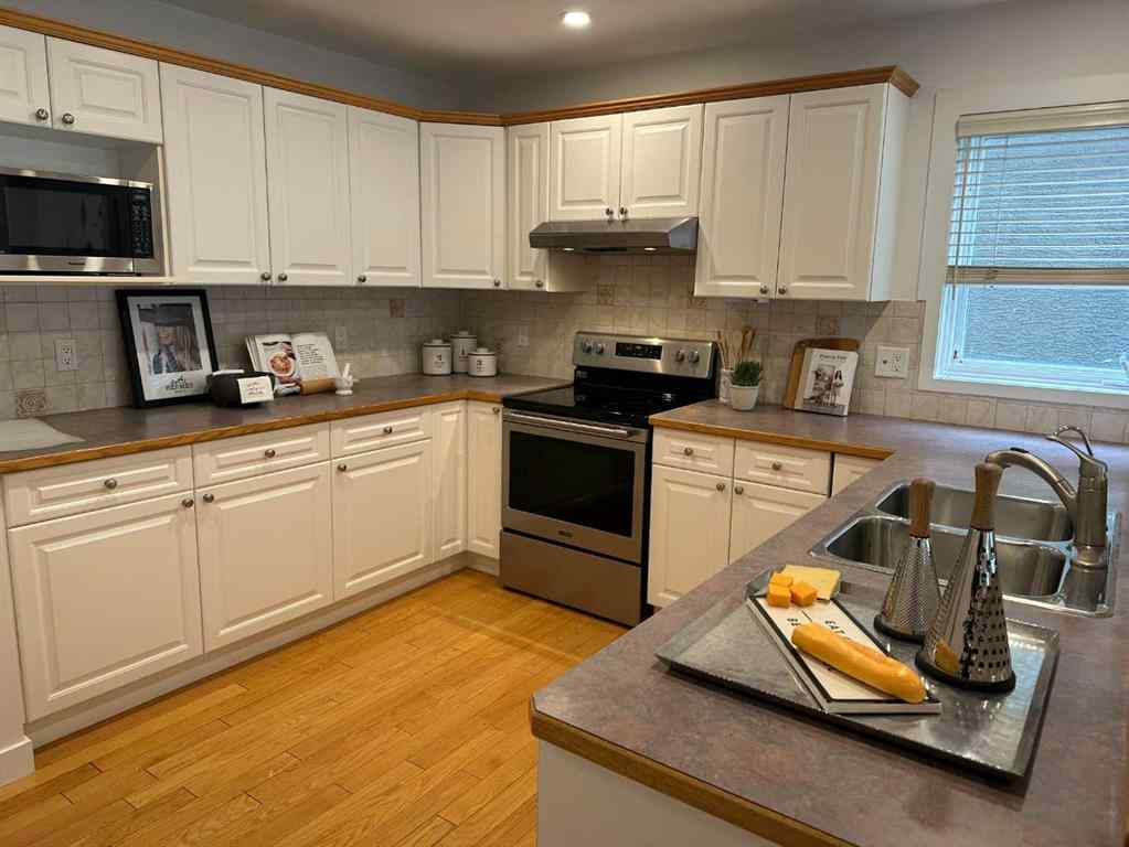 MLS® A2268020 - 1226 15 Street SE in Inglewood Calgary, Residential