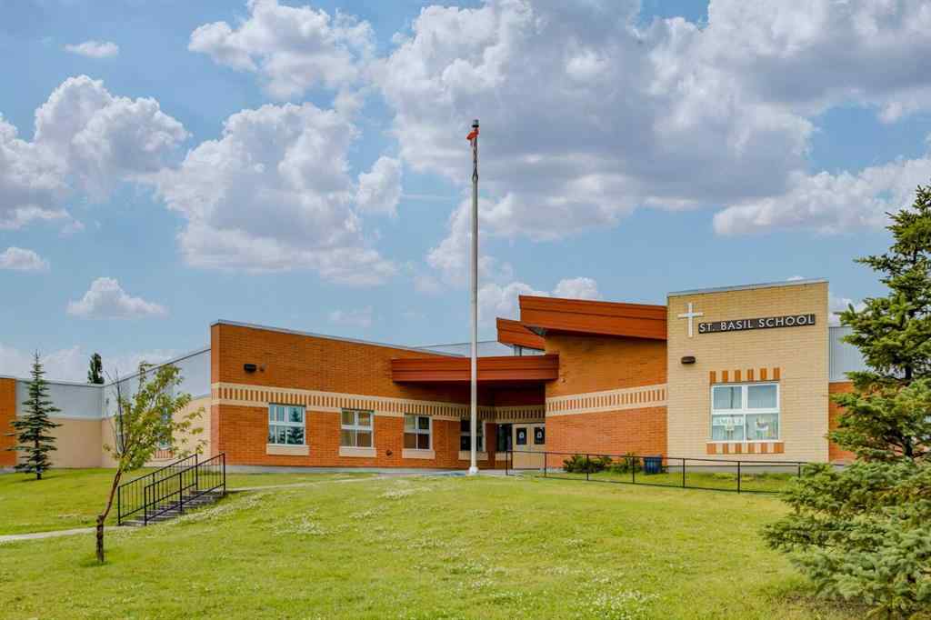 MLS® A2268023 - 90 Tuscany Springs Hill NW in Tuscany Calgary, Residential