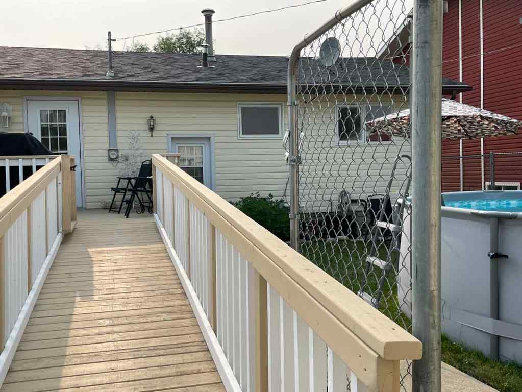 MLS® A2268031 - 4910 53 Street  in NONE Grimshaw, Residential