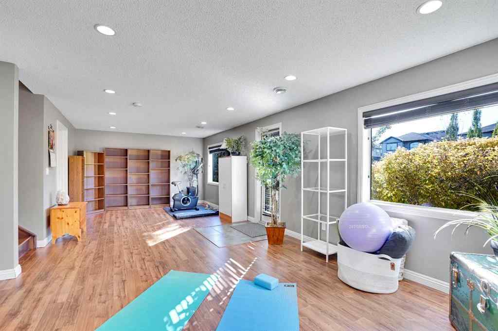 MLS® A2268032 - 172 Seagreen Way  in West Creek Chestermere, Residential